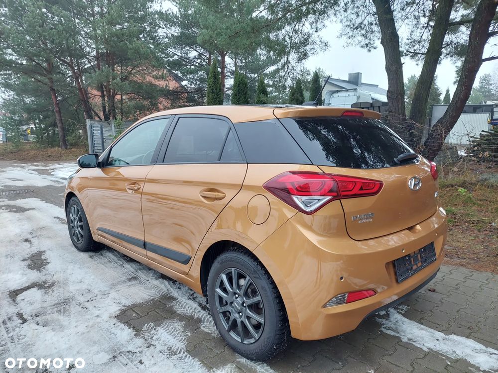 Hyundai i20 1.4 YES Gold - 6