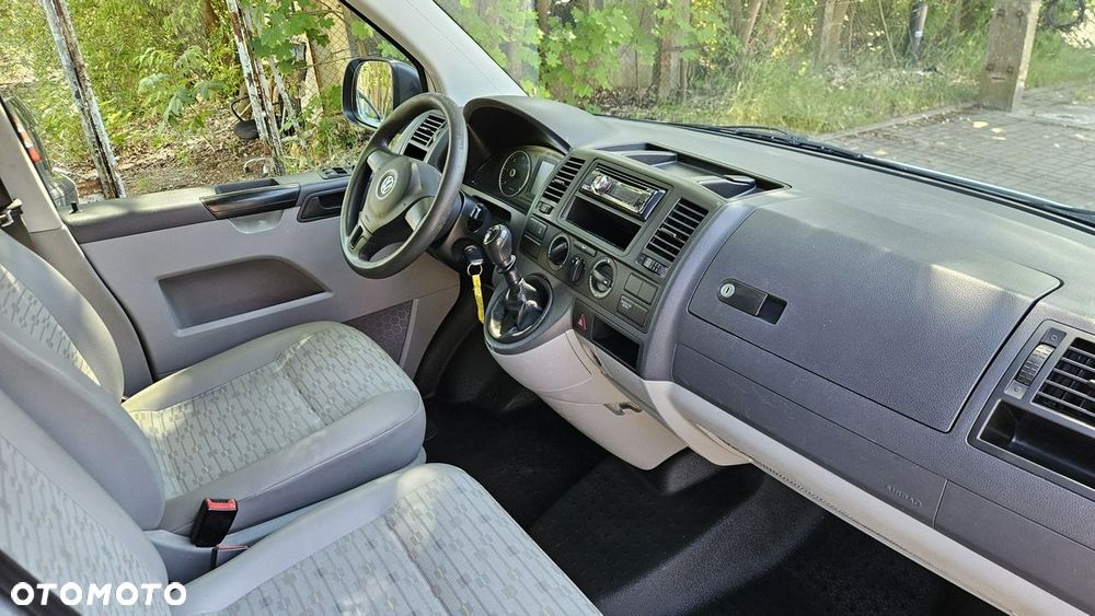 Volkswagen Transporter - 17