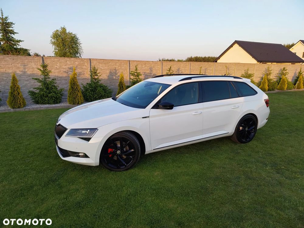 Skoda Superb 2.0 TDI Sportline DSG - 4