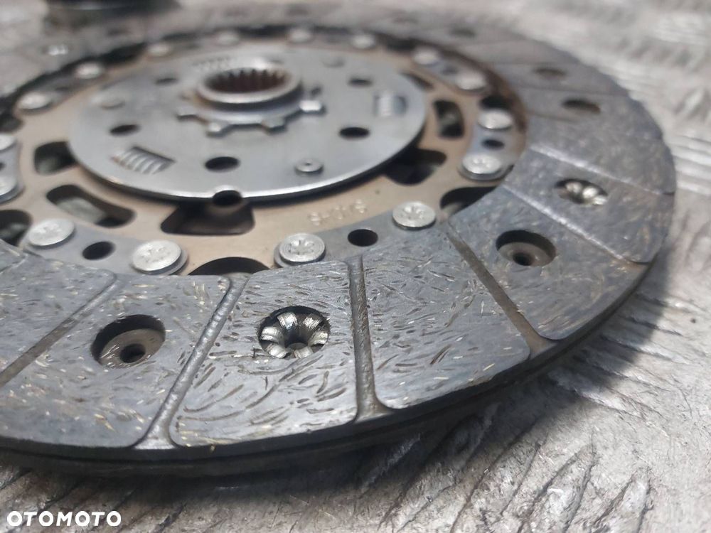 KOŁO DWUMASOWE + TARCZA + DOCISK + ŁOŻYSKO OPEL INSIGNIA A 1.6 16V - 7