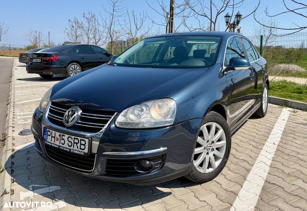 Volkswagen Jetta 1.9 TDI Comfortline - 1