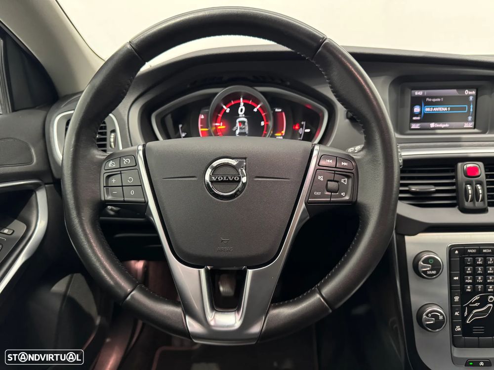 Volvo V40 Cross Country 2.0 D3 Volvo Ocean Race - 23