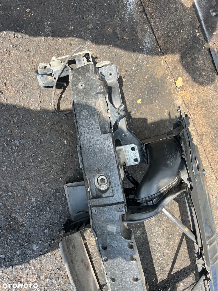 Pas przedni komplety  belka gąbka osłona plastiki Bmw e60 e61 - 3