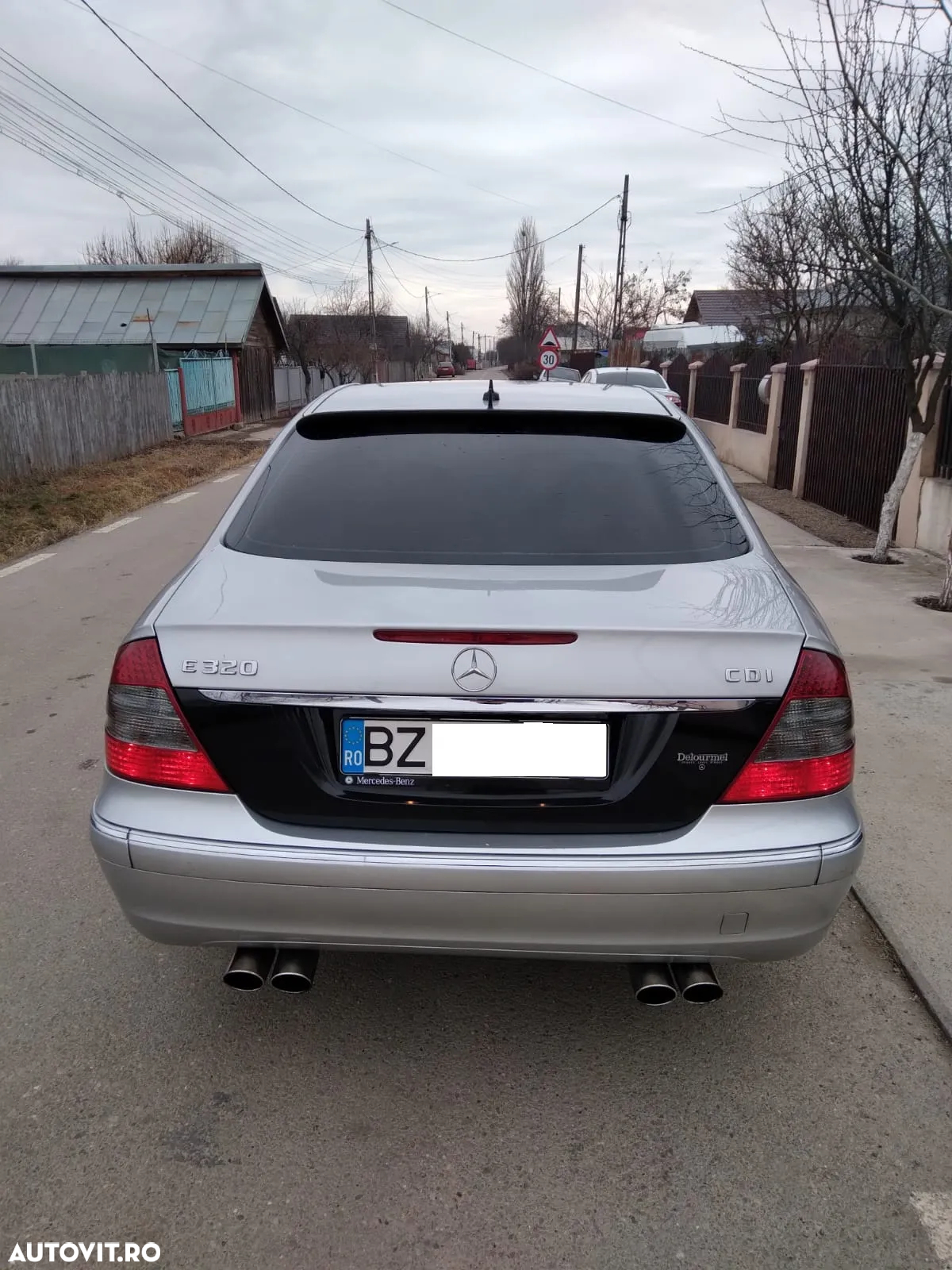 Mercedes-Benz E 320 CDI Aut Elegance - 3
