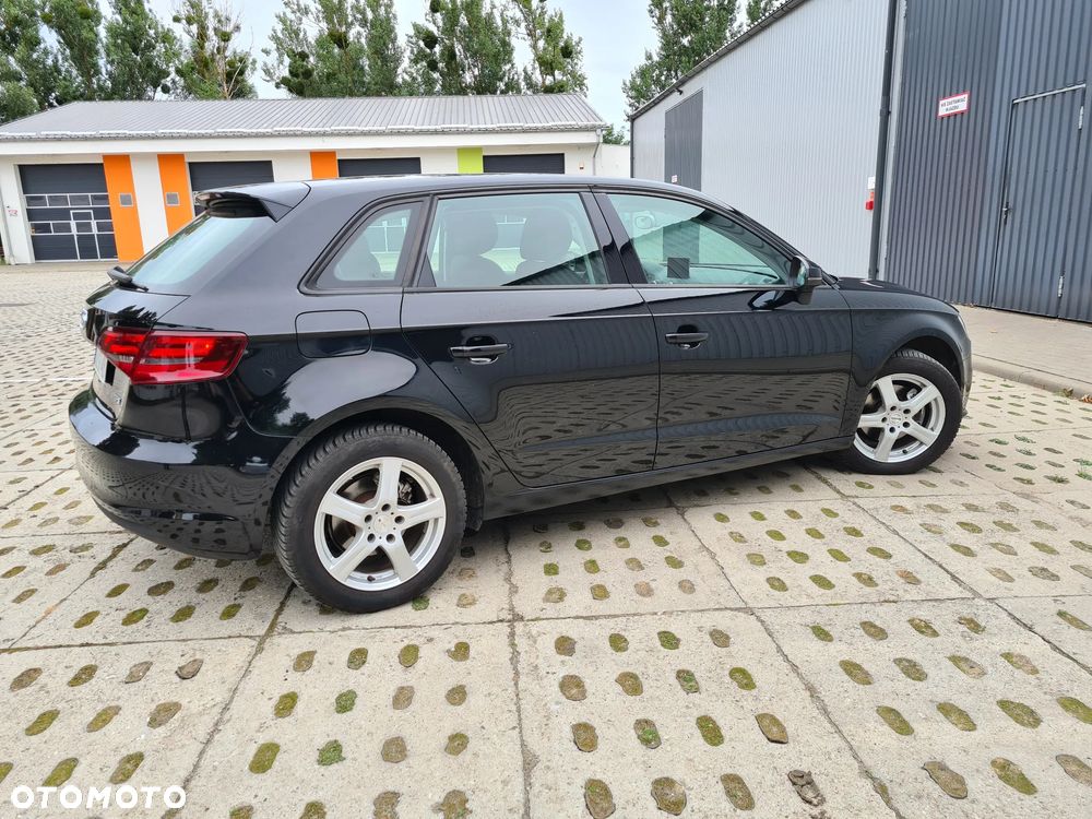 Audi A3 Sportback 1.2 TFSI Ambition - 10