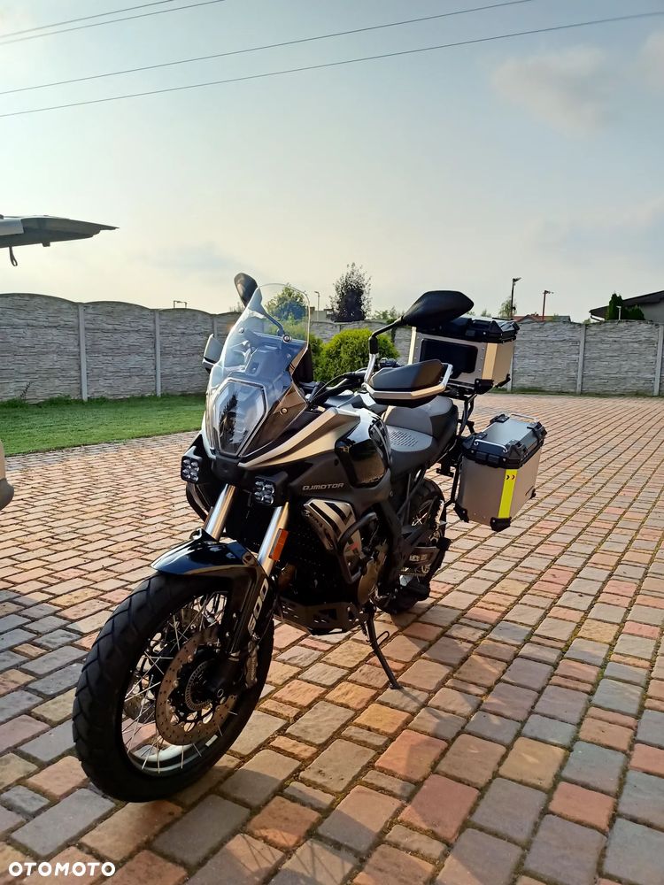 QJMOTOR SRT 600SX - 1