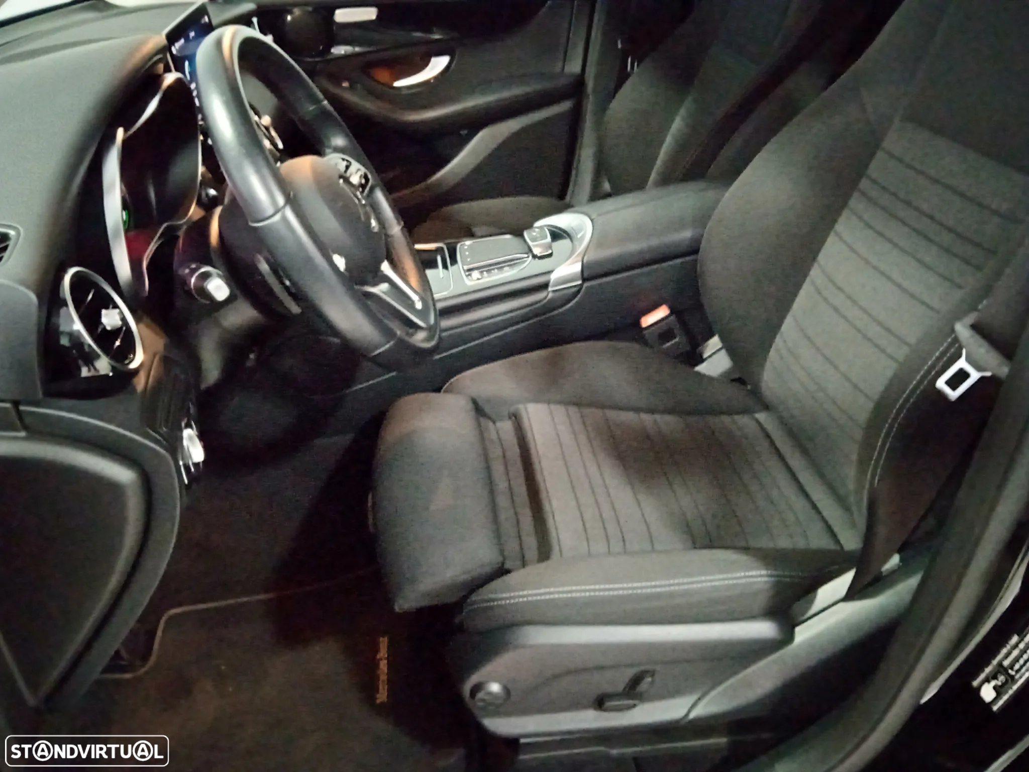 Mercedes-Benz GLC 300 de 4Matic - 12