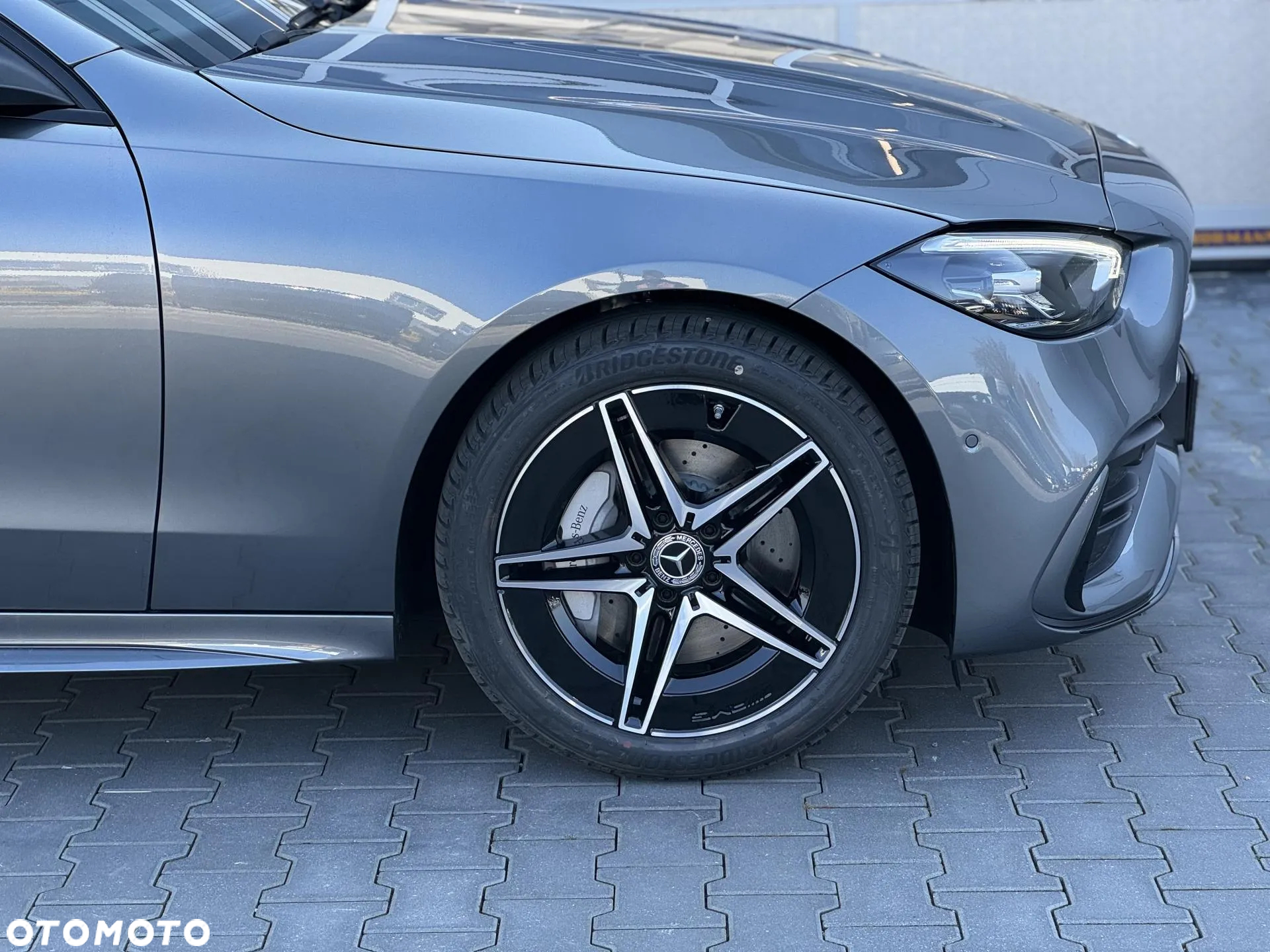 Mercedes-Benz Klasa C 180 9G-TRONIC AMG Line Advanced - 8