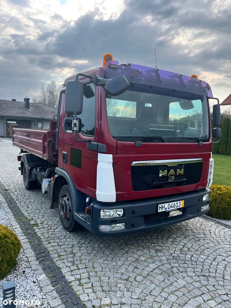 MAN - 2