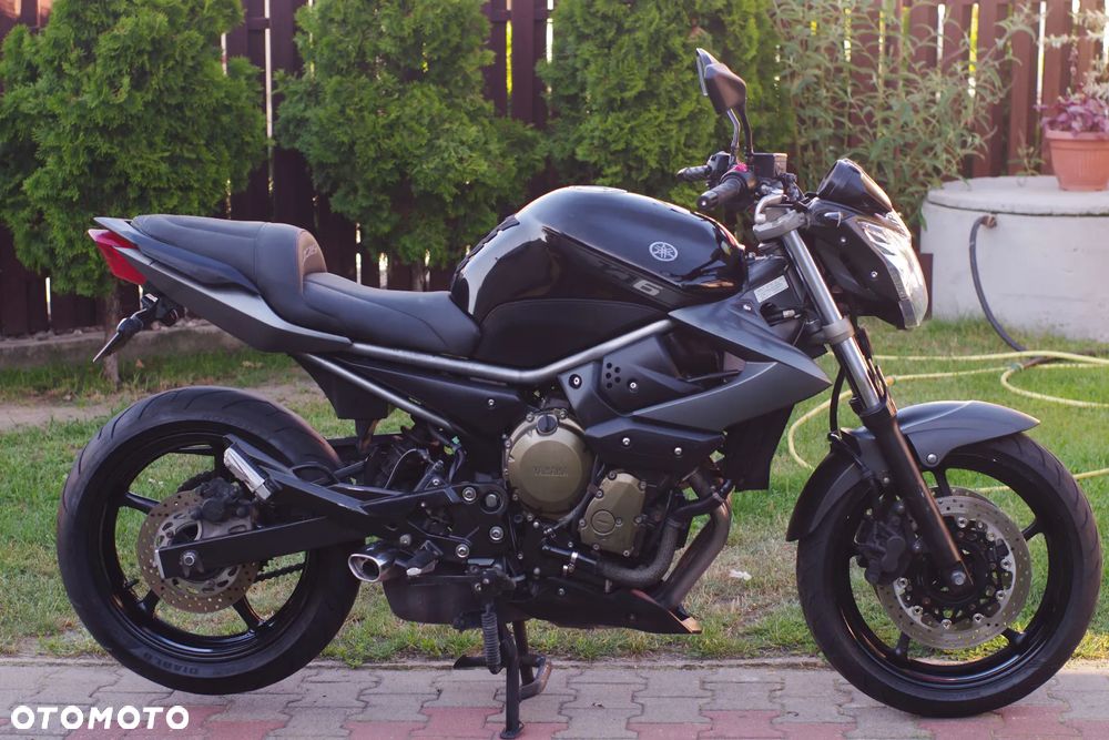 Yamaha XJ - 2
