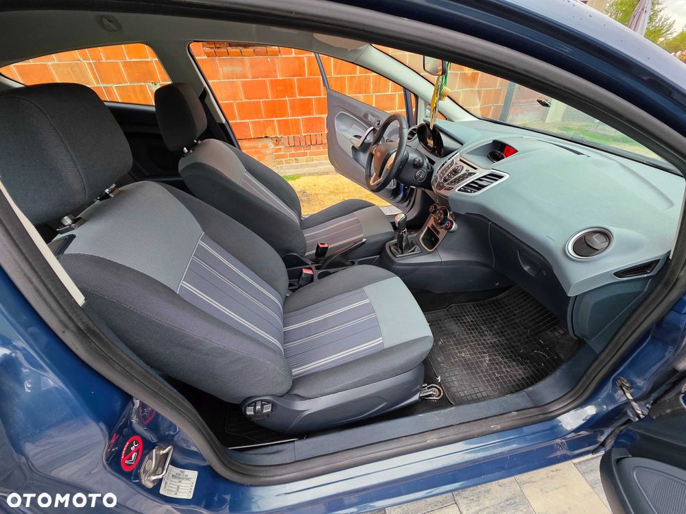 Ford Fiesta - 7