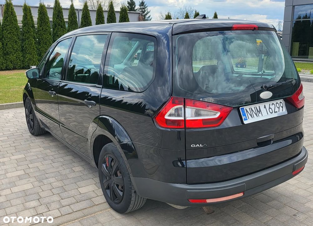 Ford Galaxy 1.8 TDCi Ambiente - 6