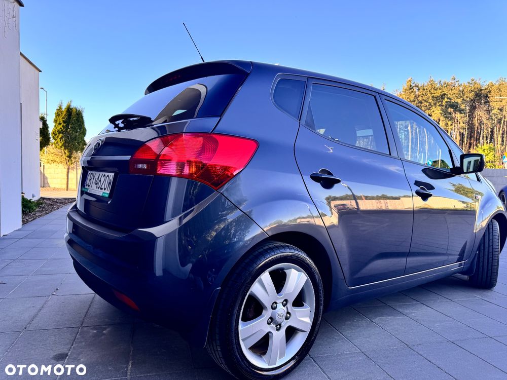 Kia Venga - 4
