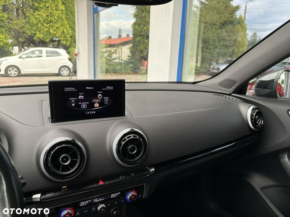 Audi A3 Sportback - 15