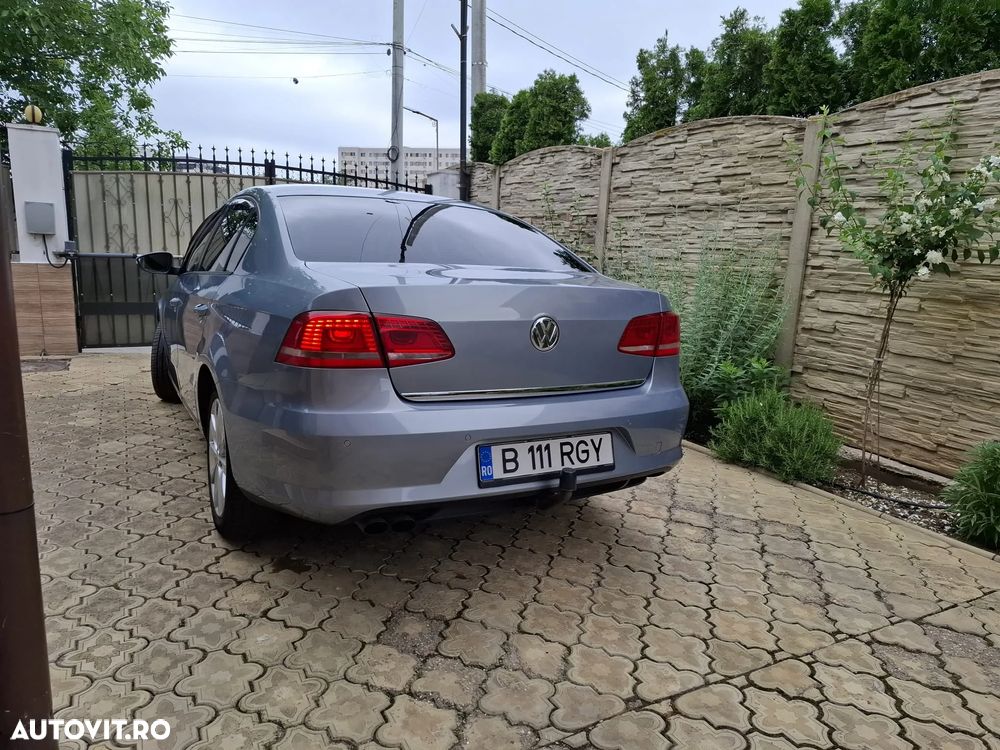 Volkswagen Passat 2.0 TDI Blue TDI DSG Comfortline - 4