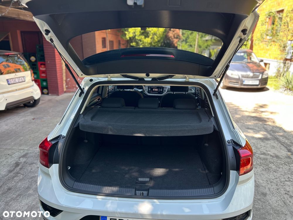 Volkswagen T-Roc - 27