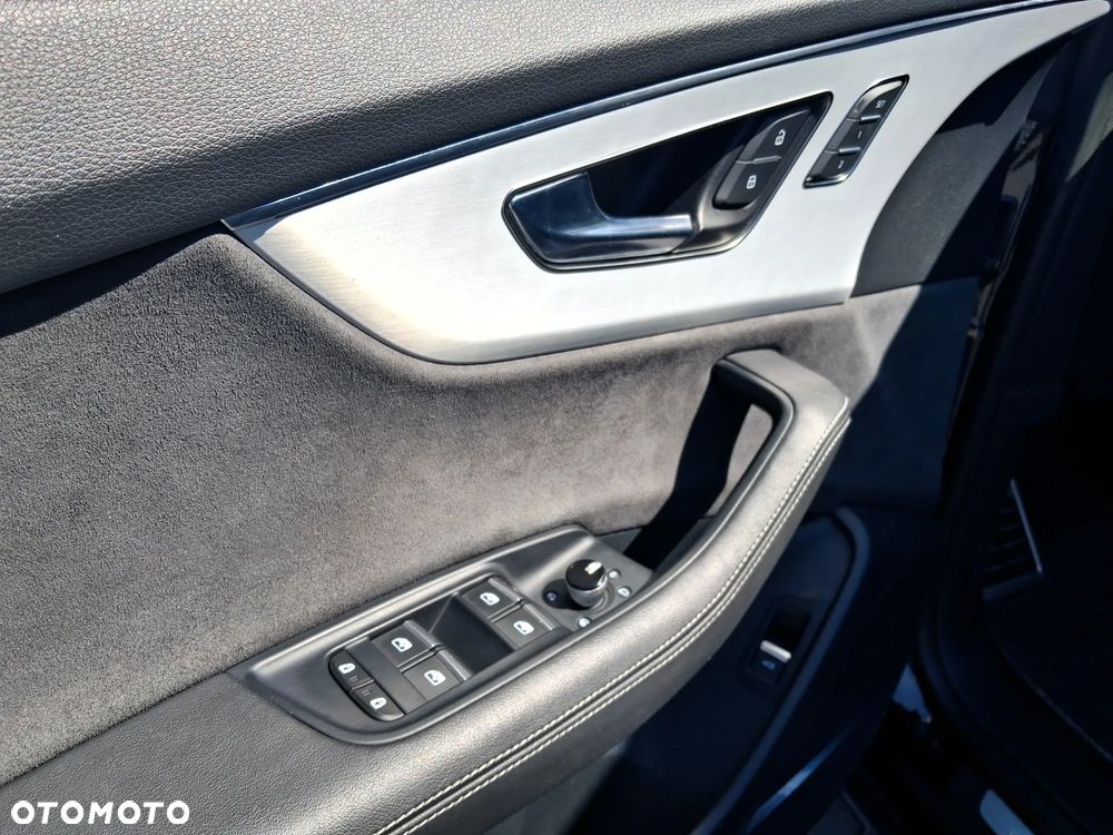 Audi Q8 TDI mHEV 210 kW Quattro Tiptronic - 26