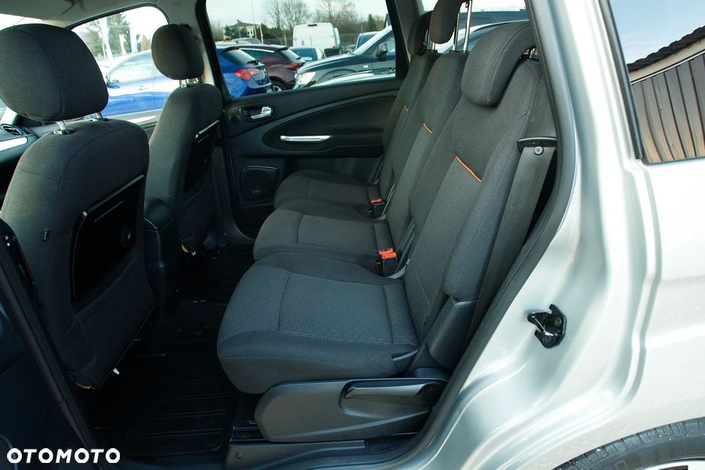 Ford S-Max 2.0 FF Titanium - 22