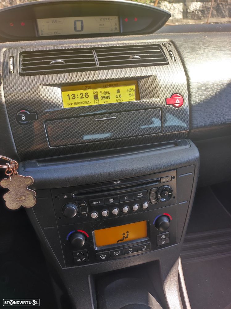 Citroën C4 1.6 HDi 110 SX - 5