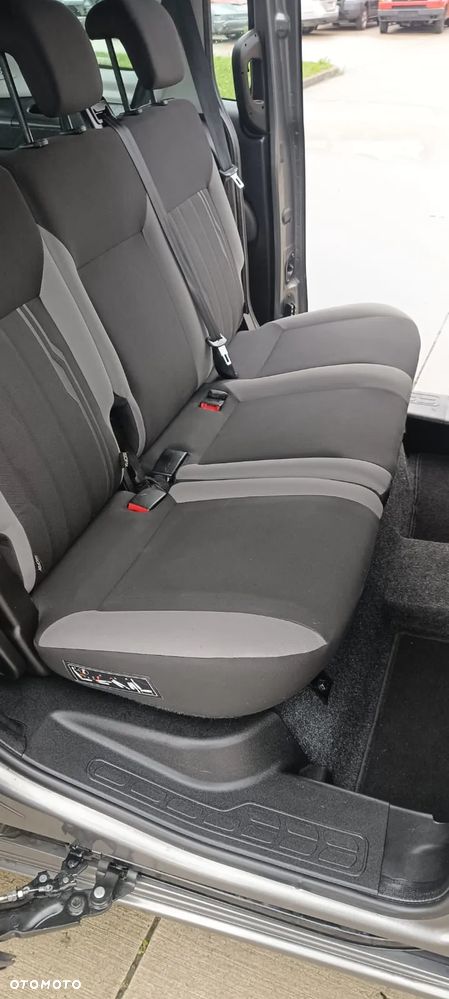 Fiat Doblo 1.4 T-Jet 16V Natural Power Lounge - 15