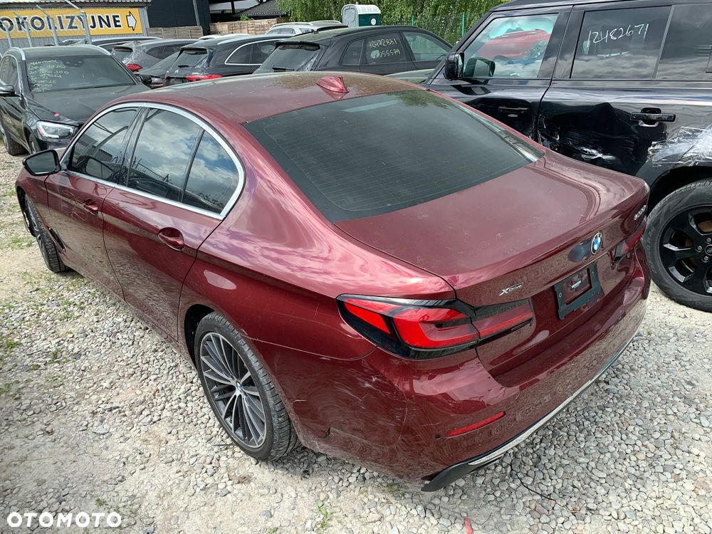 BMW Seria 5 530i xDrive Sport Line - 9