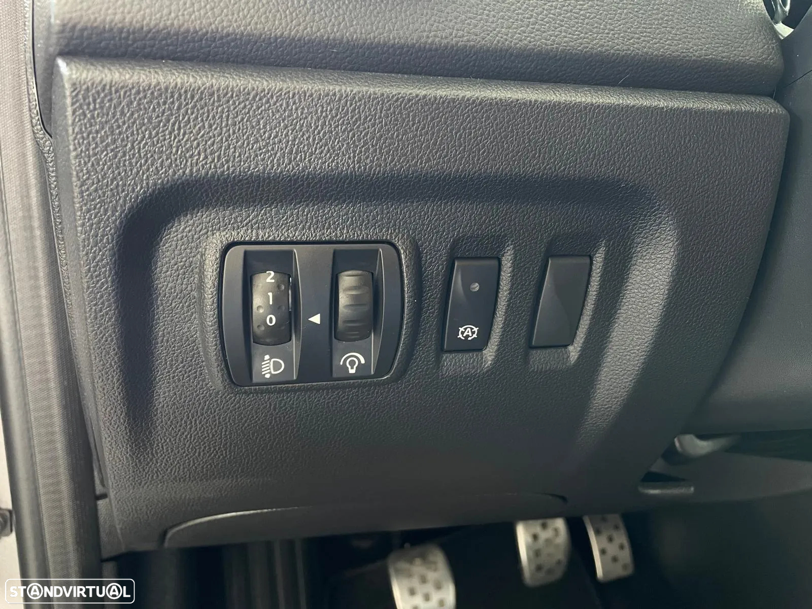Renault Captur 1.3 TCe Exclusive - 26