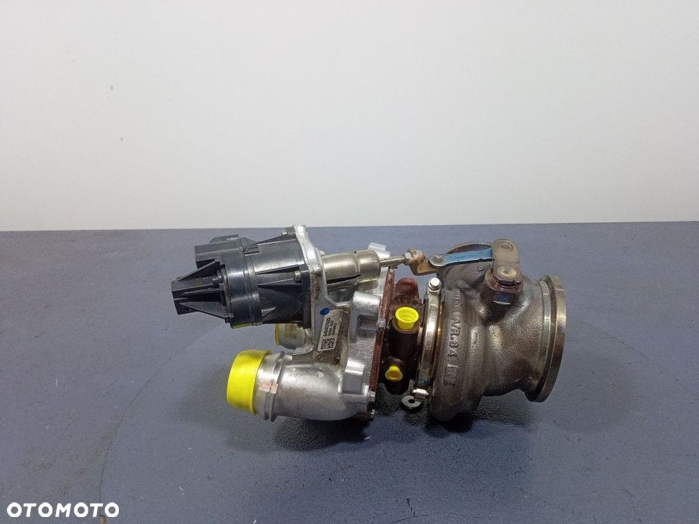 BMW 7 G11 G12 750i 4.4B 450 KM TURBOSPRĘŻARKA 9494375 - 3