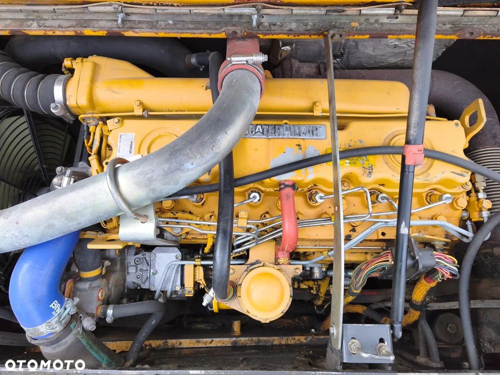 Caterpillar M316C - 12