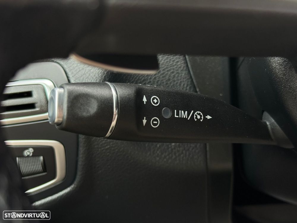 Mercedes-Benz GLC 250 d Coupé AMG Line 4-Matic - 31