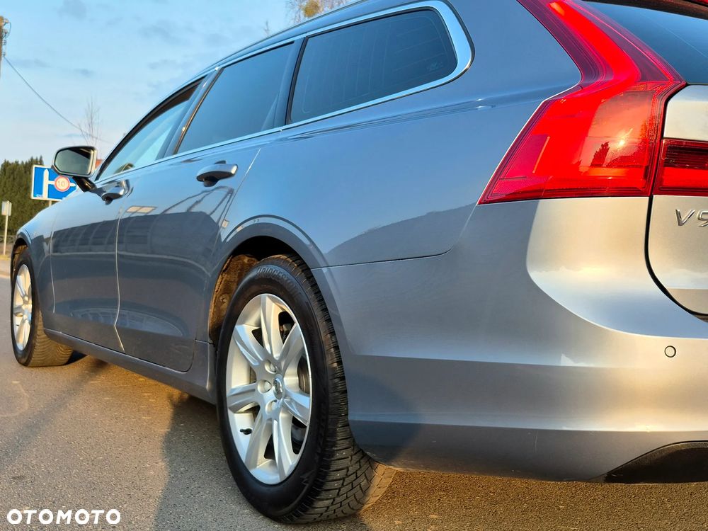 Volvo V90 D3 Geartronic Momentum - 31