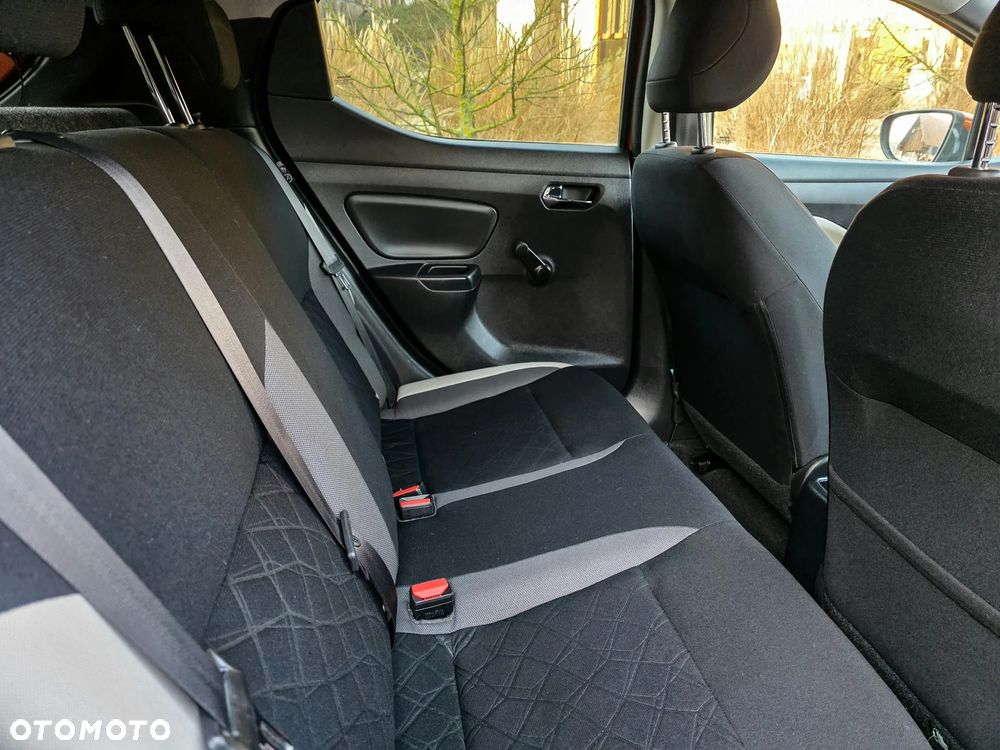 Nissan Micra - 4
