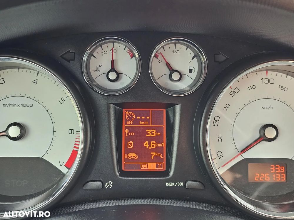 Peugeot 308 120 VTi Style - 18