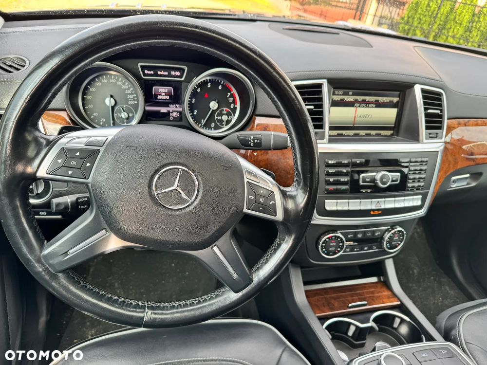 Mercedes-Benz GL 450 4Matic 7G-TRONIC - 13