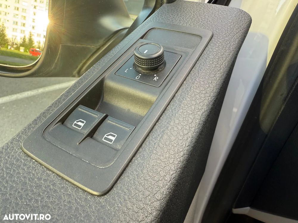 Volkswagen Caravelle LR Comfortline - 21