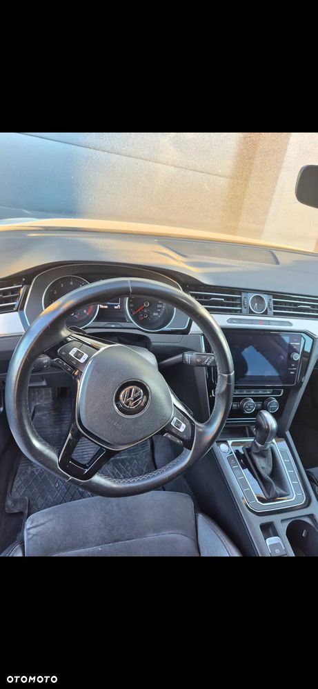 Volkswagen Passat Variant 1.8 TSI BMT Highline DSG - 15