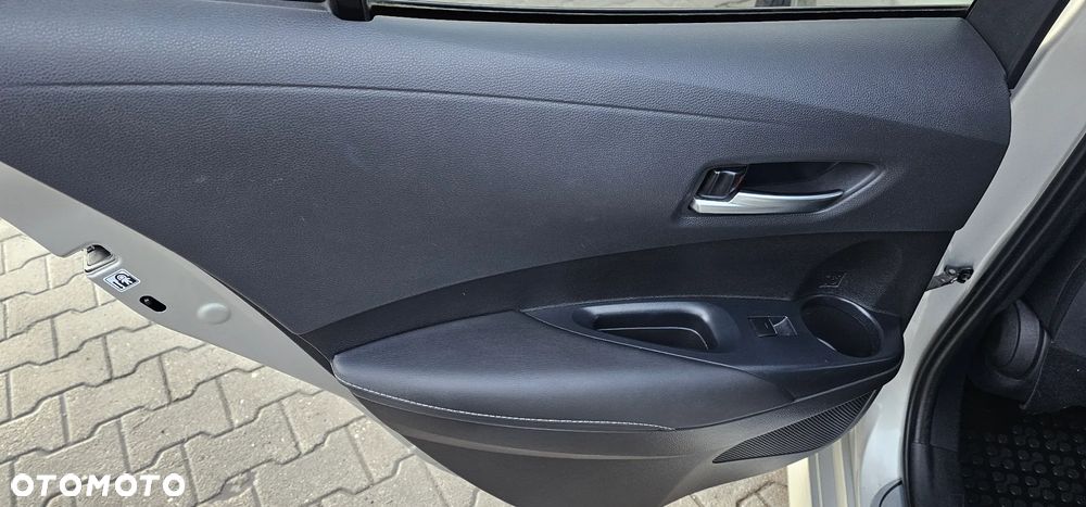 Toyota Corolla 2.0 Hybrid GR Sport - 25