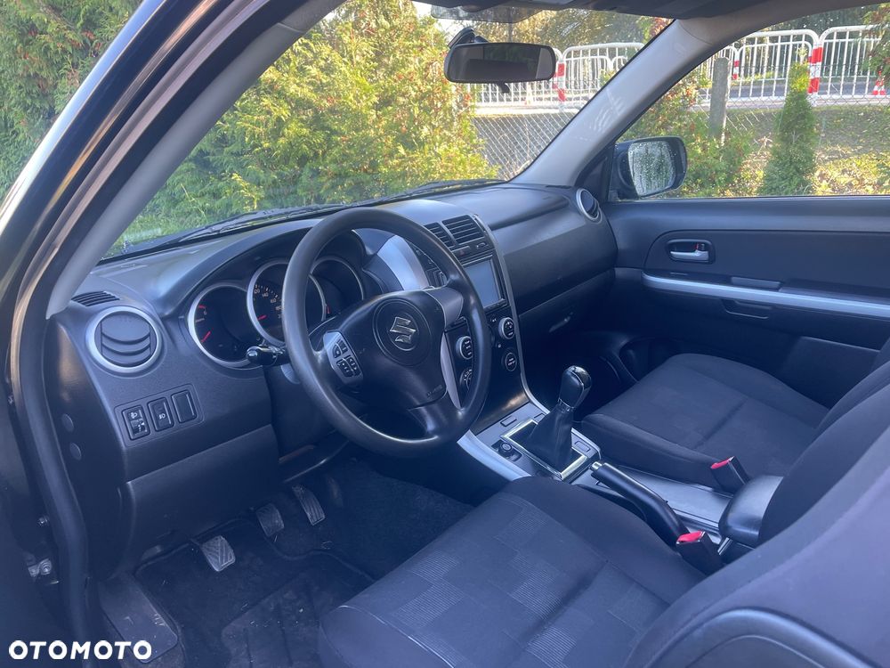Suzuki Grand Vitara 1.9 DDiS Comfort - 8