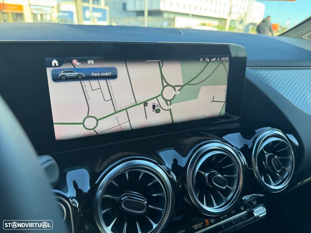 Mercedes-Benz GLA 250 e Progressive - 32