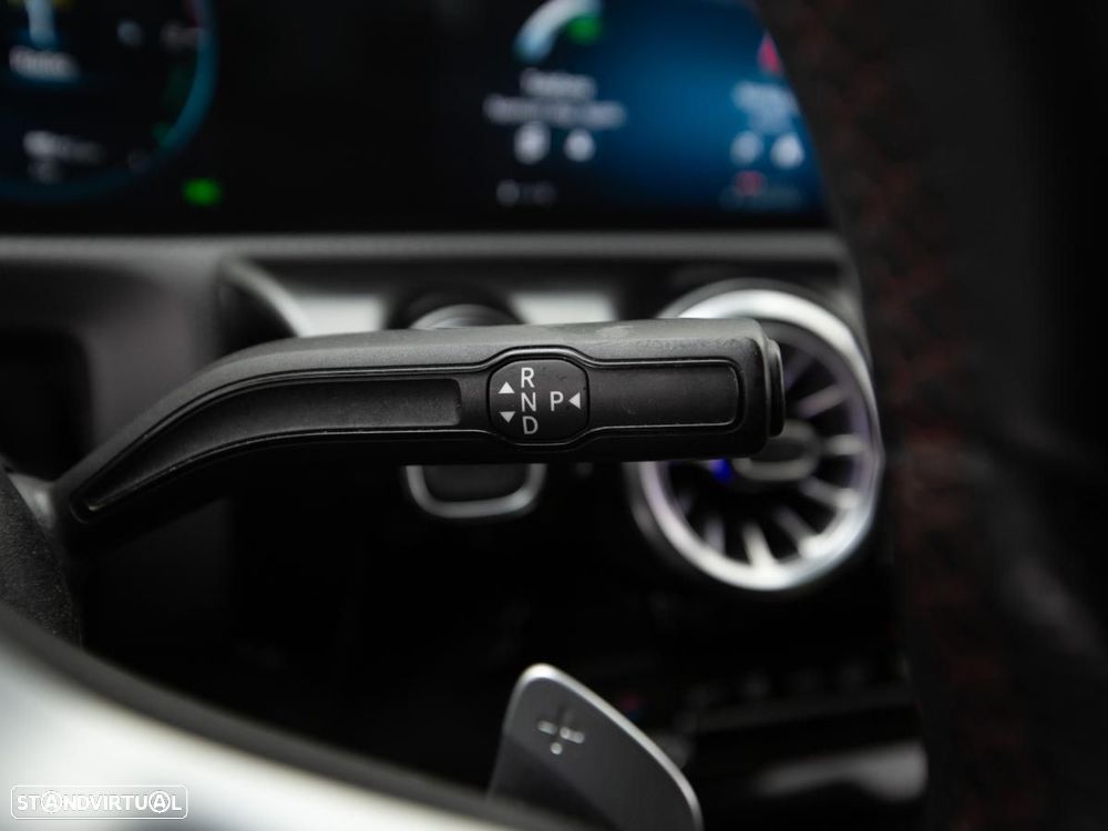 Mercedes-Benz A 250 Limousine - 17