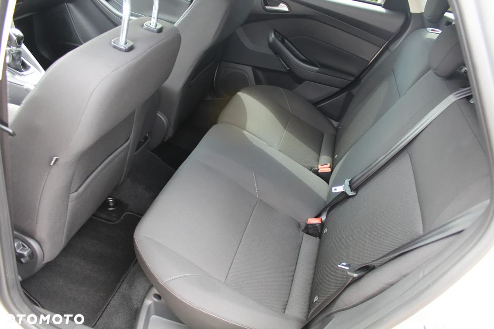 Ford Focus 1.0 EcoBoost 99g Titanium - 16