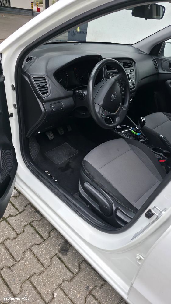 Hyundai i20 1.1 CRDi Access - 4