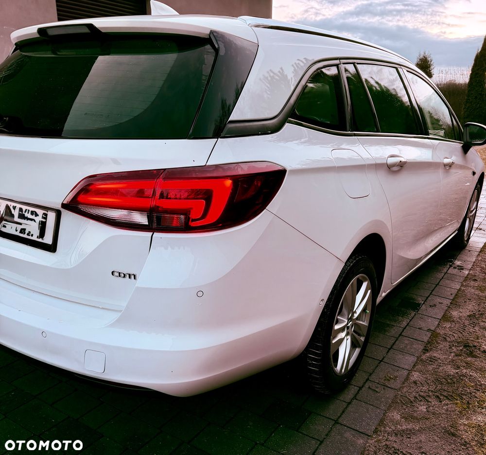 Opel Astra 1.6 CDTI Dynamic - 9