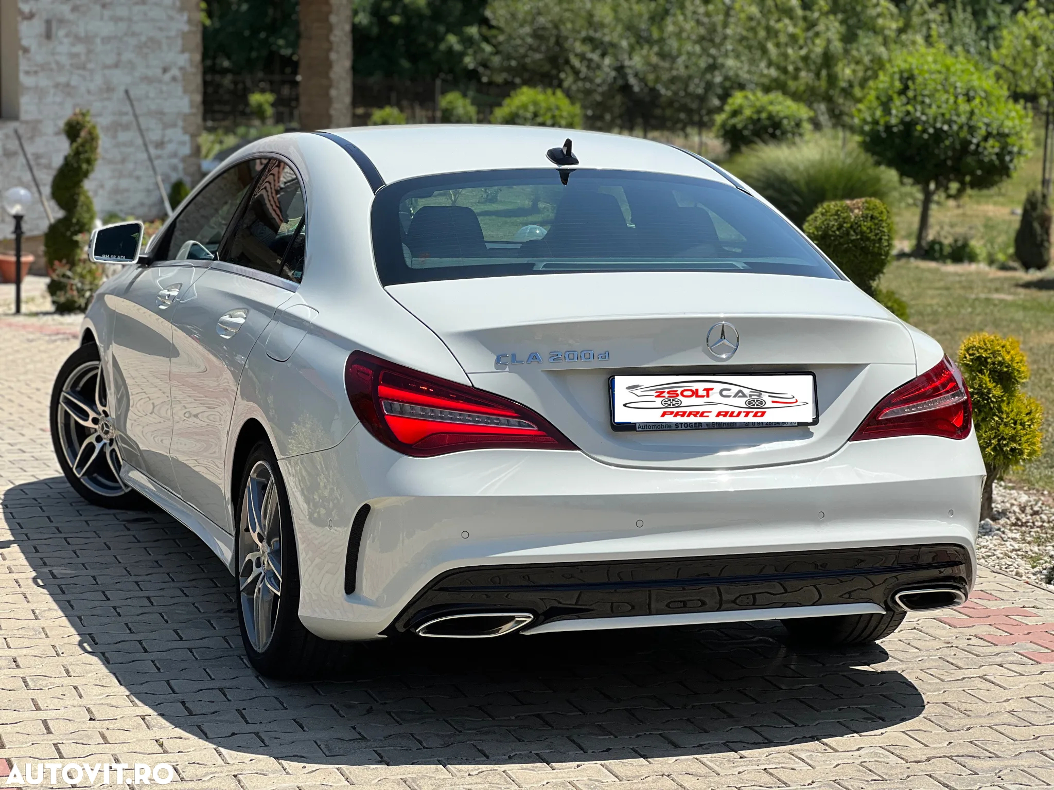 Mercedes-Benz CLA 200 d 4MATIC Aut. - 4