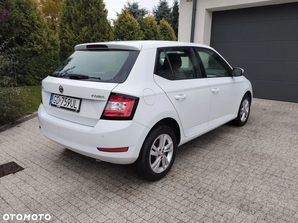 Skoda Fabia - 3