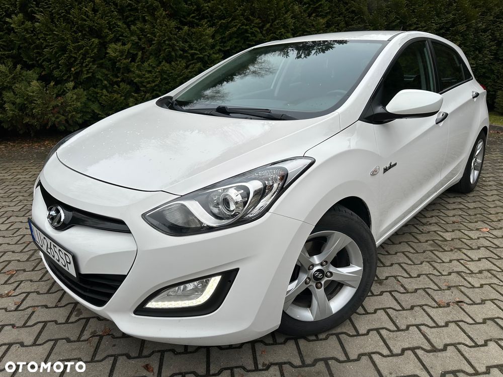 Hyundai i30 blue 1.6 GDI Passion - 4
