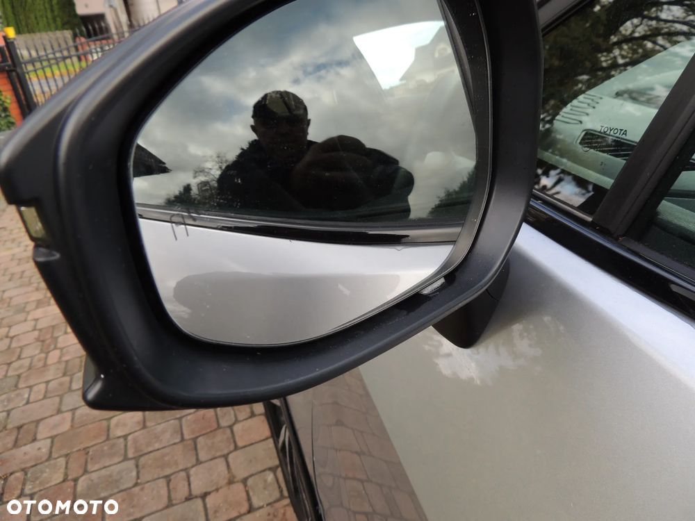 Toyota C-HR 1.8 Hybrid Style - 32