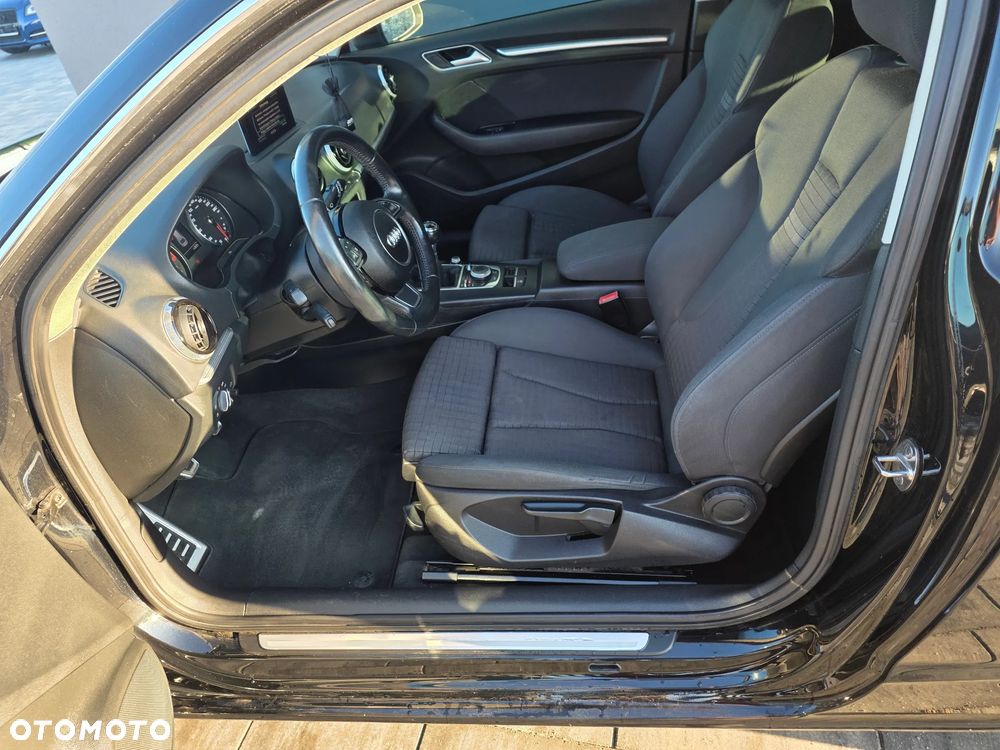Audi A3 3-drzwiowe 1.4 TFSI Ambition - 19