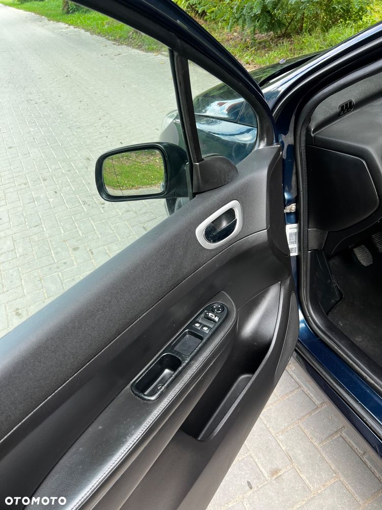 Peugeot 307 SW 140 Premium - 17