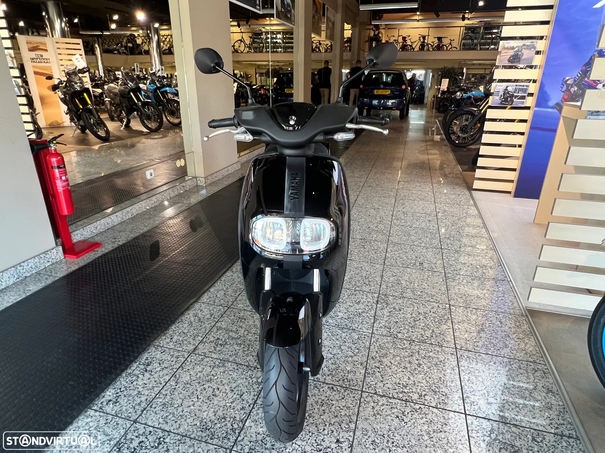 Yamaha NEOs - 2