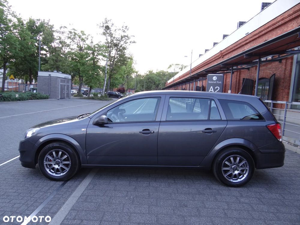 Opel Astra 1.4 - 10